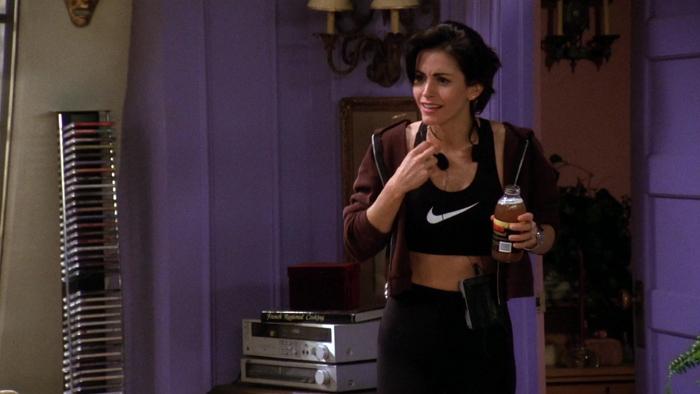 《六人行》竟然25歲了！90年代Rachel的窄裙、Monica的牛仔褲以及Phoebe的花紋洋裝依然時髦