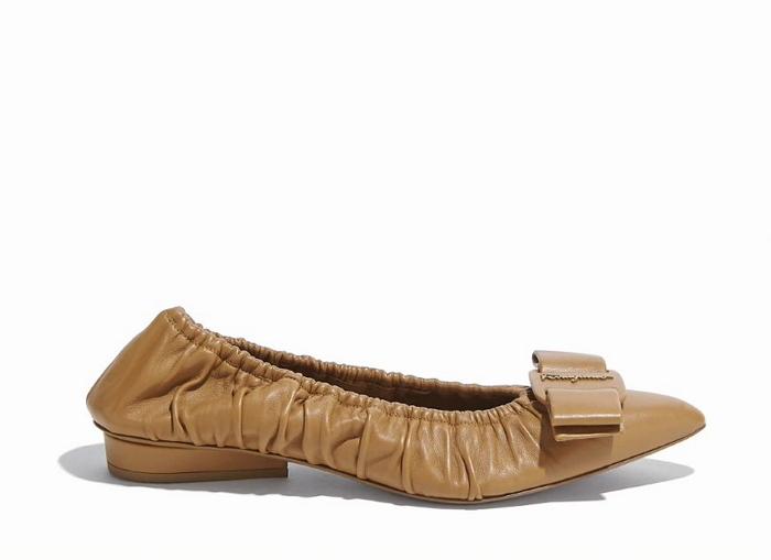 Salvatore Ferragamo 大膽創新演繹標誌性Vara蝴蝶結 推出全新Viva女鞋系列