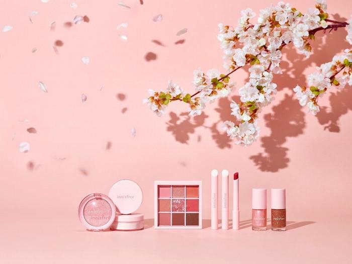 2020春季櫻花限定彩妝｜讓人噴發少女心的Dior粉櫻飛舞蜜粉餅、innisfree濟州櫻花嚴選系列粉嫩來襲！