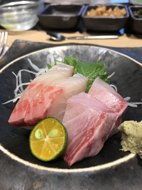 饗宴鐵板燒新鮮生魚片