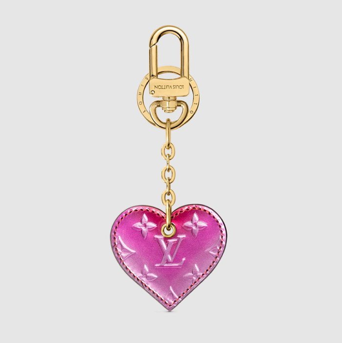 情人節禮物推薦：MIU MIU、LV 以愛心造型鑰匙圈傳達你滿溢的心意